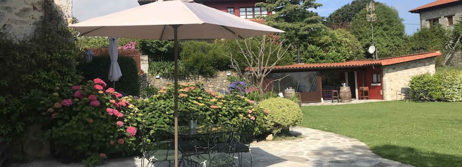 detalle del exterior de la recepción