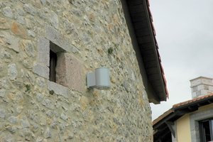 fachada oeste del Hospital de Villahormes